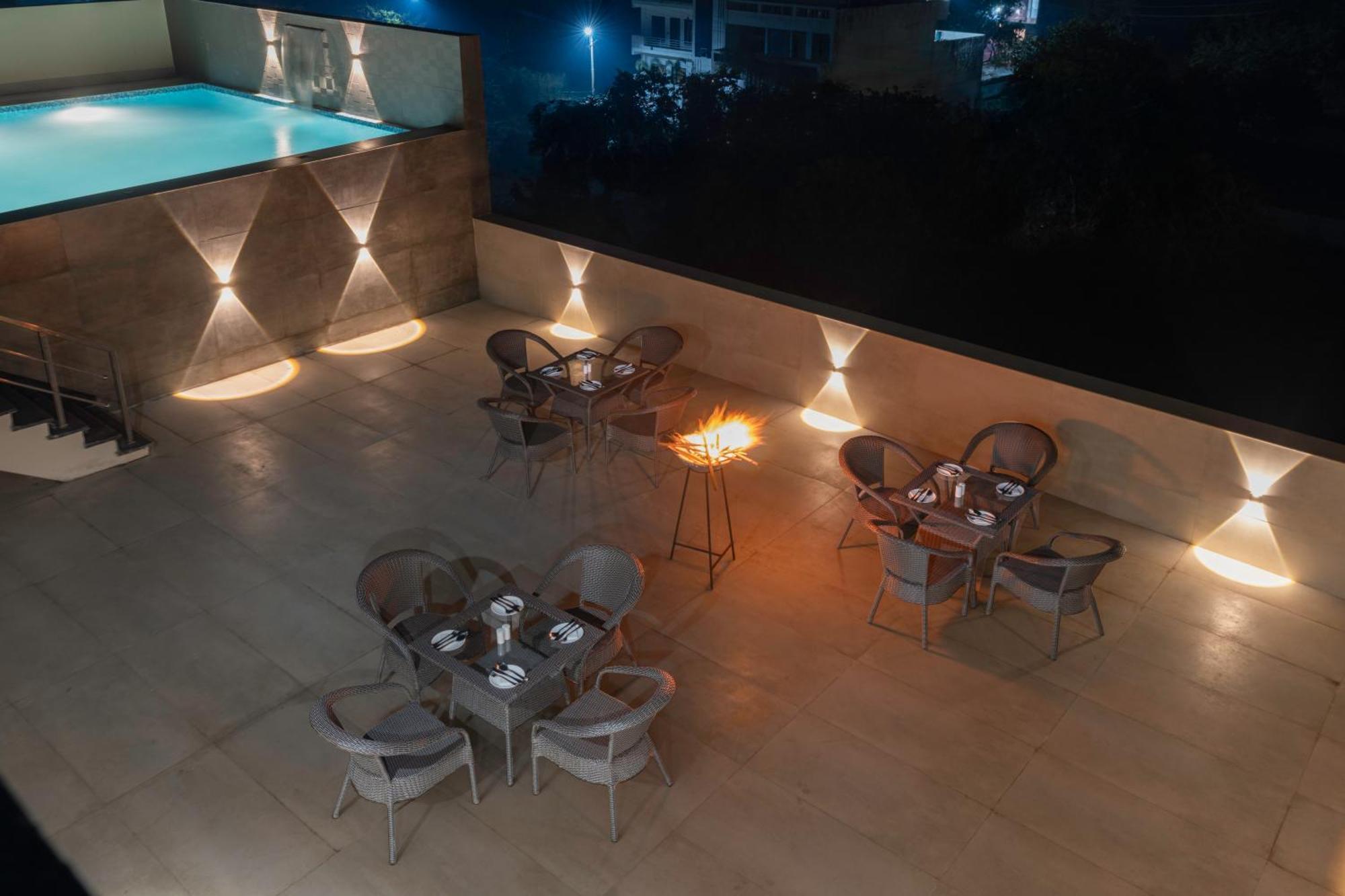 Clarks Inn Suites Agra Near Tajmahal Extérieur photo